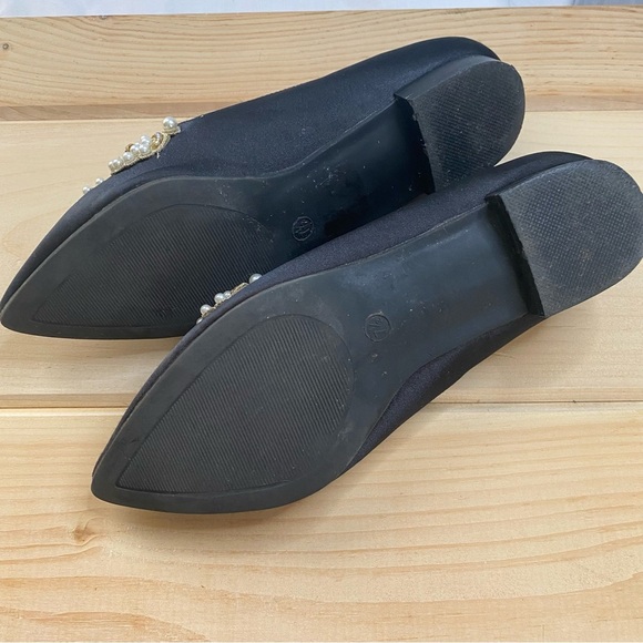 Versona Black Flats with Pearl Embellishments - Picture 3 of 7